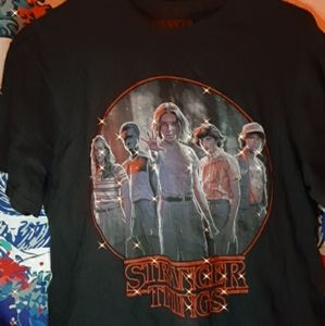 netflix stranger things graphic tee